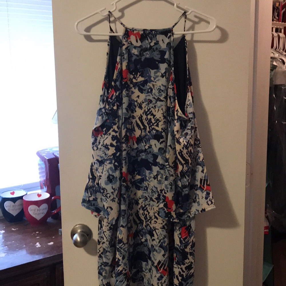 Cold shoulder dress/tunic - Picture 2 of 3